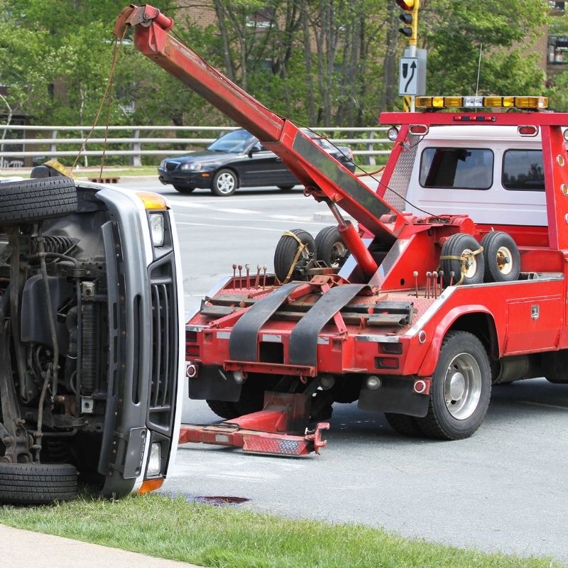 gallery-work-truck-05 Tow truck assisting at accident